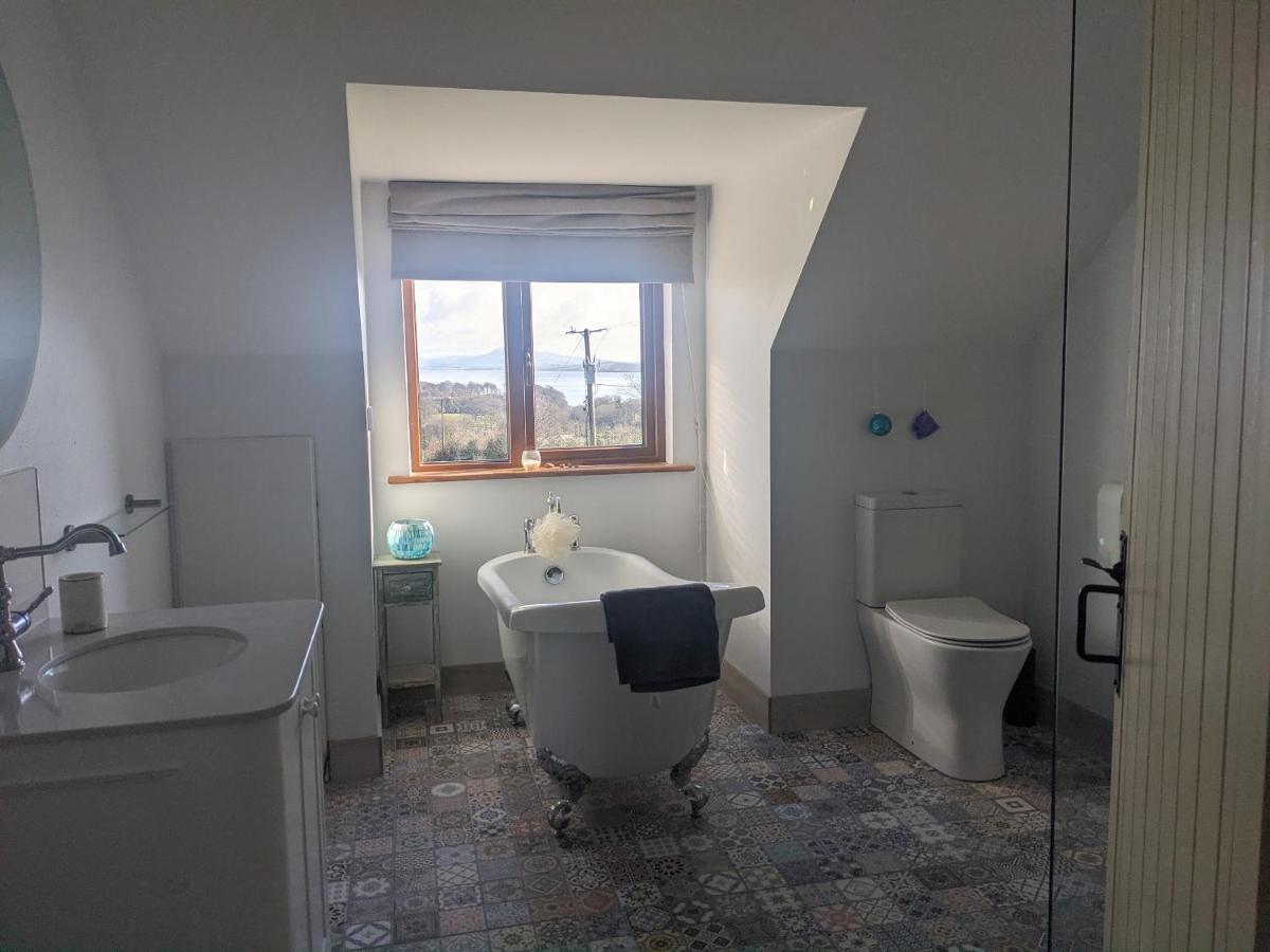 ليتيركيني Bedroom With Private Bathroom And Stunning Views In Beautiful Home المظهر الخارجي الصورة